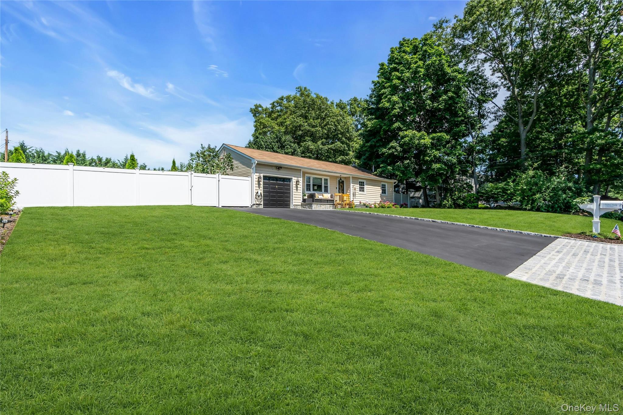 3 Lillian Road Nesconset, NY 11767 - Photo 3 of 38
