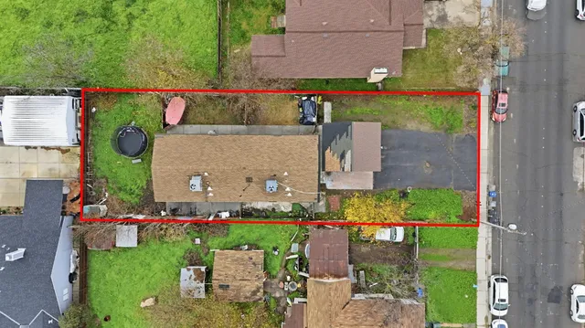 front view of house with a yard