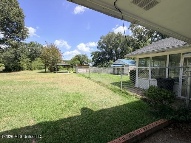 70 Burnt House Road Vicksburg, MS 39180 - Photo 2 of 20 IMG_0908