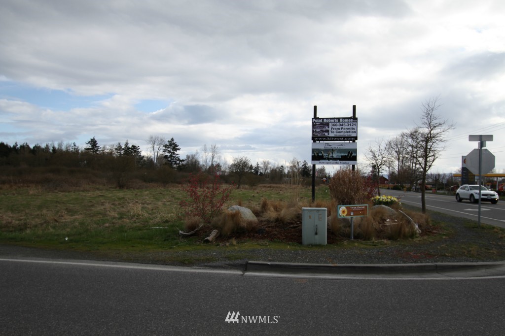 450 Tyee Point Point Roberts, WA 98281 - Photo 3 of 4 Gallery Image 3