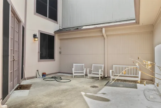 $305,000 | 668 North Eldridge Parkway, Houston, TX 77079