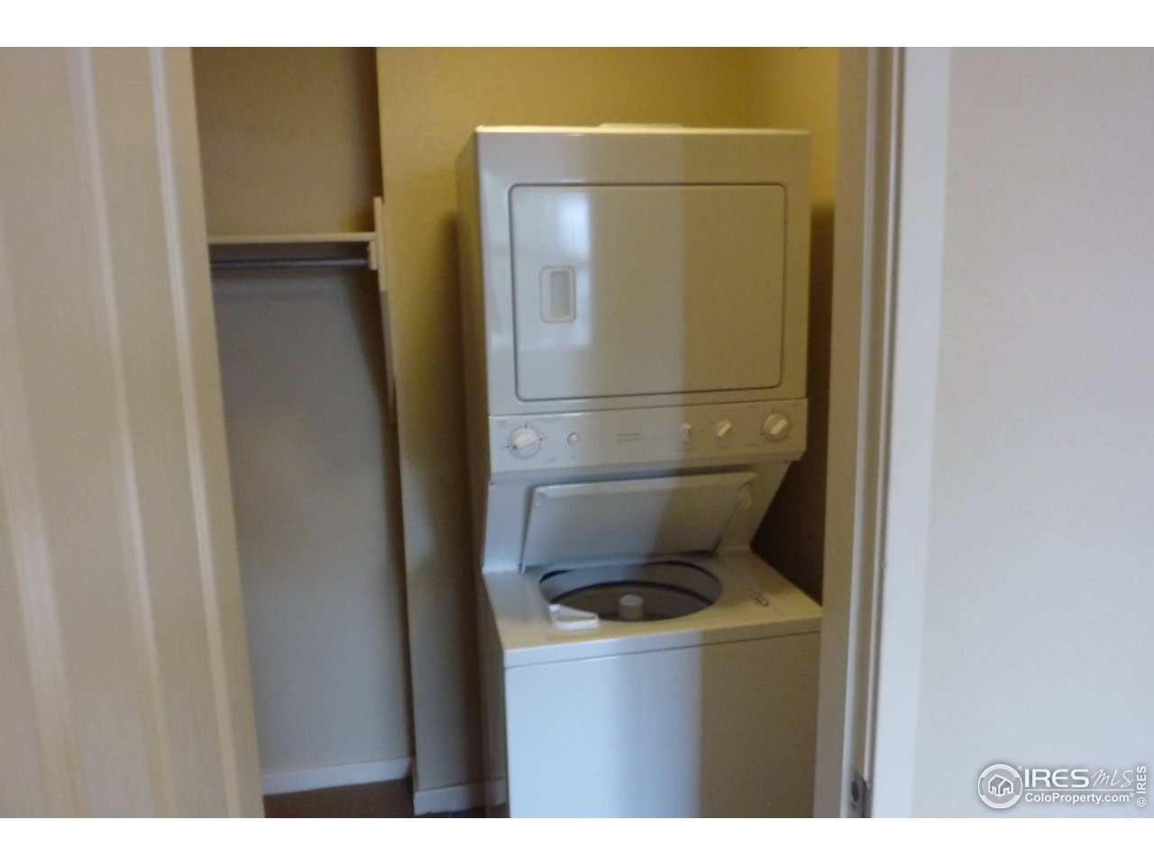 2920 Bluff Street, Unit 231 Boulder, CO 80301 - Photo 7 of 11 Unit 231 Washer/Dryer (Bedroom Closet)