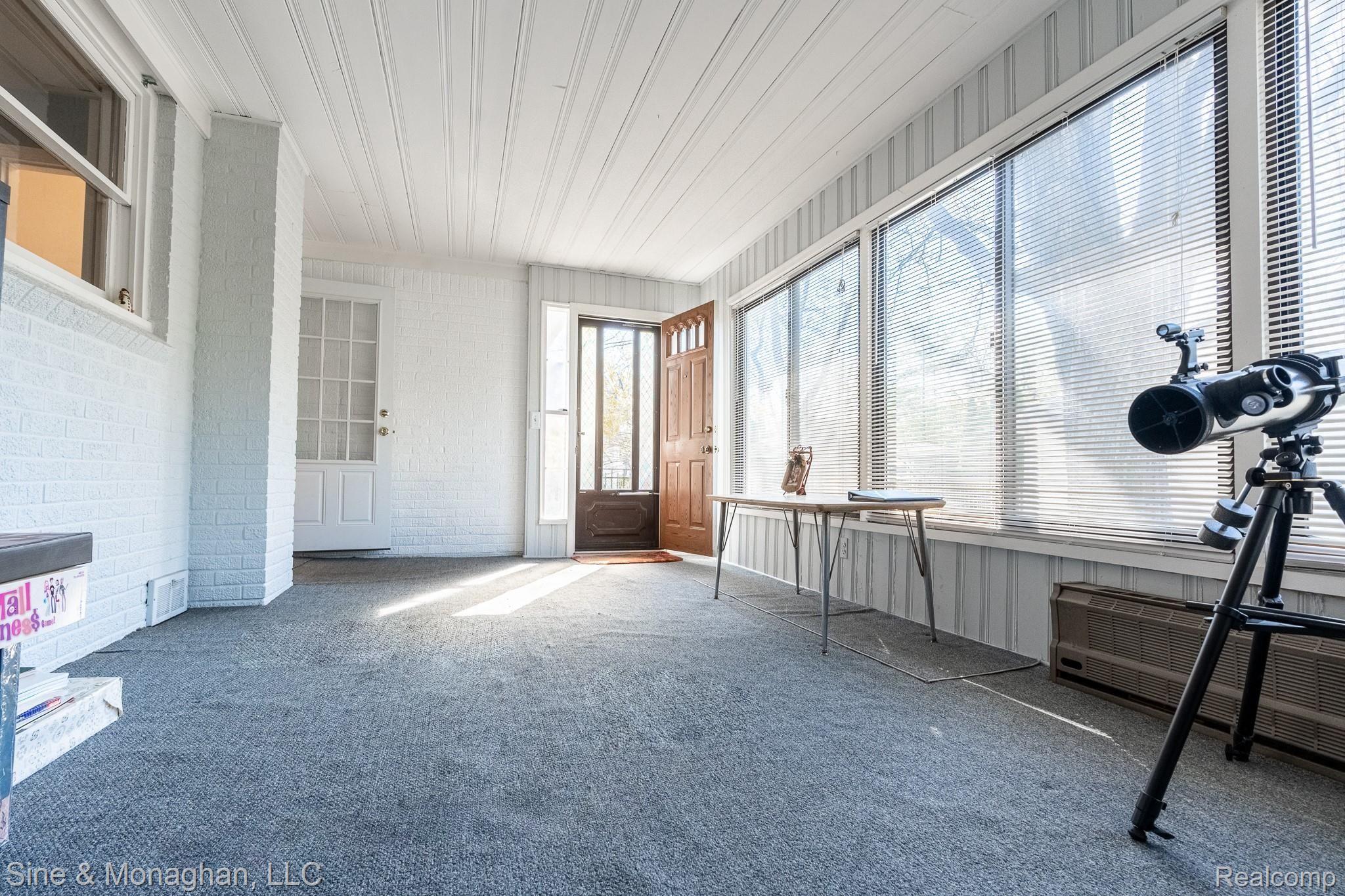 2392 Derby Road Birmingham, MI 48009 - Photo 20 of 38 2392 Derby MLS-19.jpg