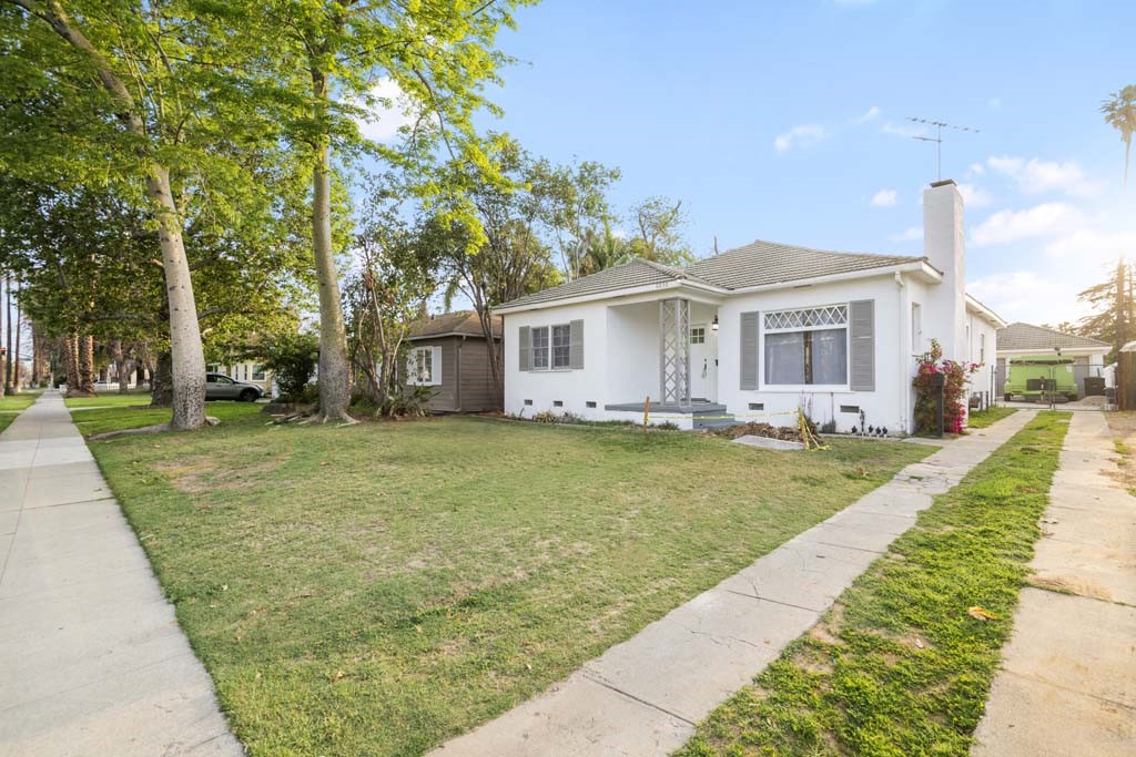 a view of a house with a swimming pool
