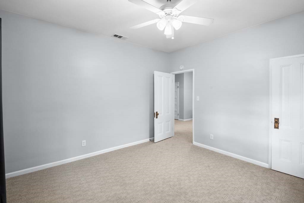 6650 Palm Avenue Riverside, CA 92506 - Photo 17 of 18 a view of an empty room