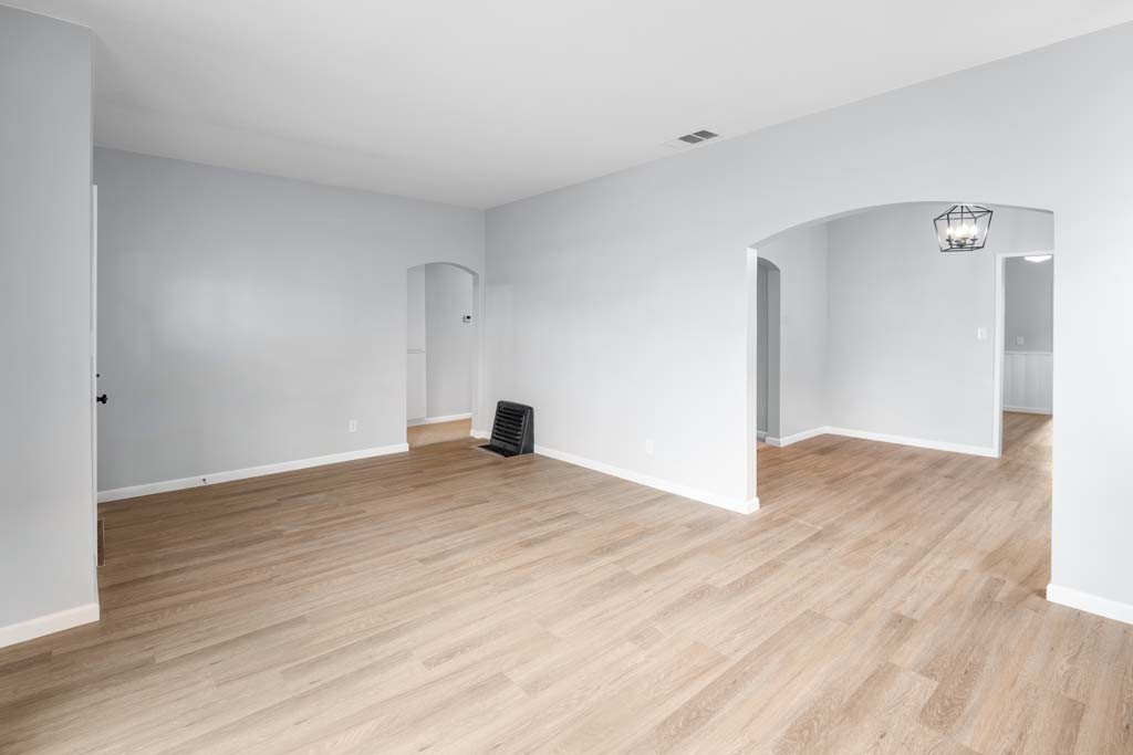 6650 Palm Avenue Riverside, CA 92506 - Photo 8 of 18 a view of empty room with wooden floor