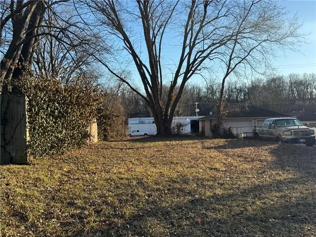 $15,000 | 1117 Pottawatomie Street, Leavenworth, KS 66048