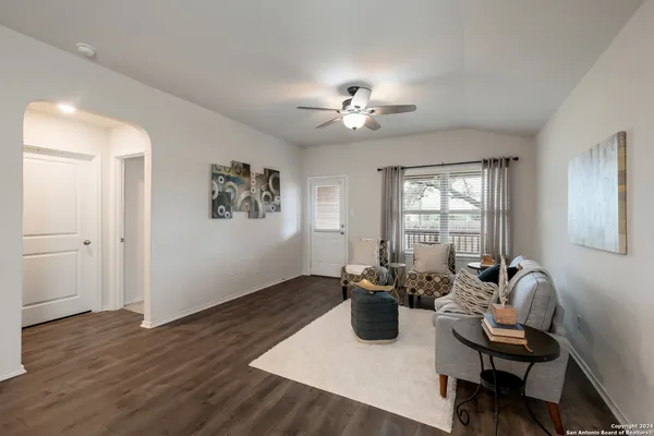 $2,300 | 3514 Copper River, Bulverde, TX 78163