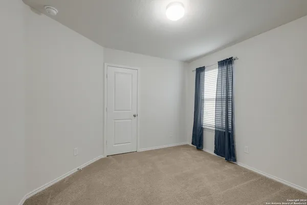 $2,300 | 3514 Copper River, Bulverde, TX 78163