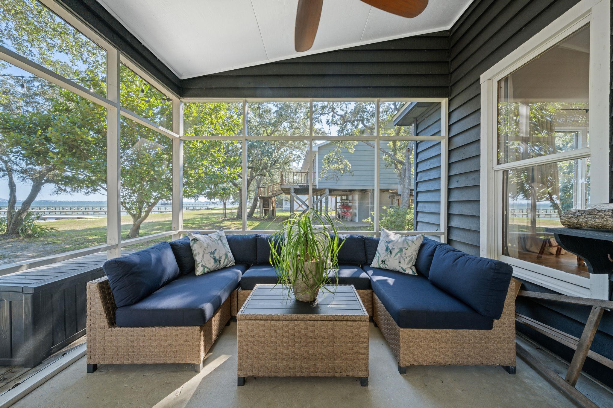 7646 Spring Branch Road Elberta, AL 36530 - Photo 27 of 85 Sun Room