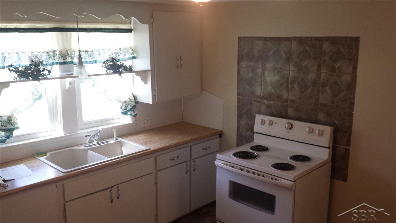 500 Lutzke Road Saginaw, MI 48609 - Photo 12 of 24 31244558-11.JPG