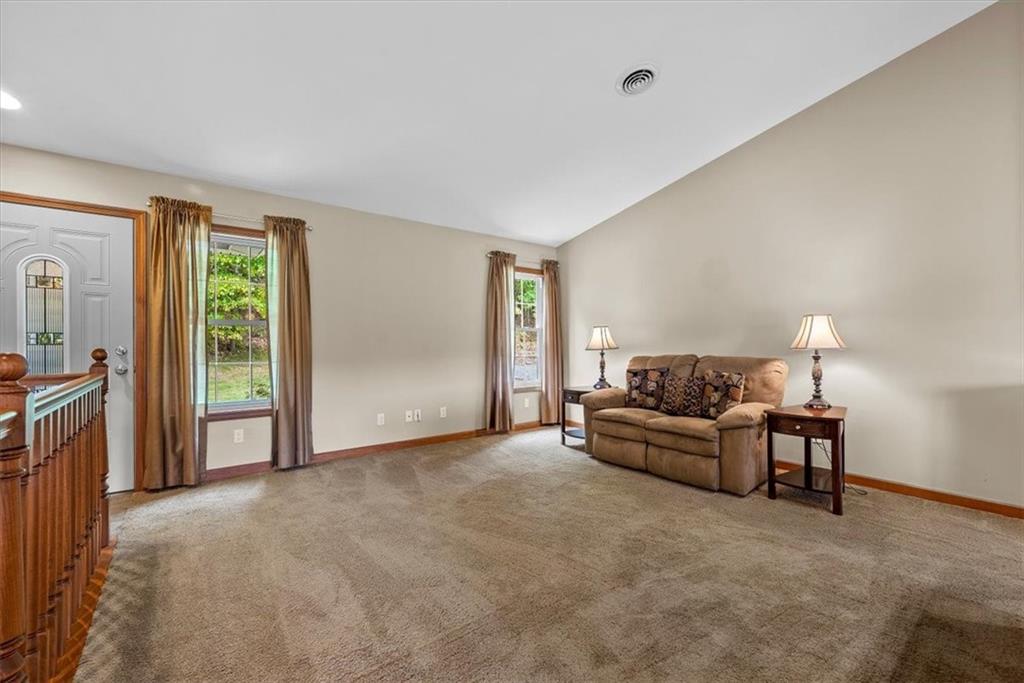 116 Dobson Road Mars, PA 16046 - Photo 4 of 25 Gallery Image 4