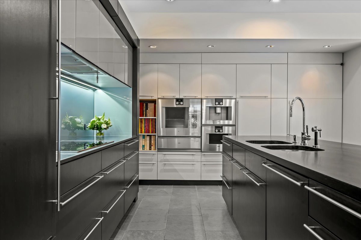 1106 Seneca Road Wilmette, IL 60091 - Photo 33 of 79