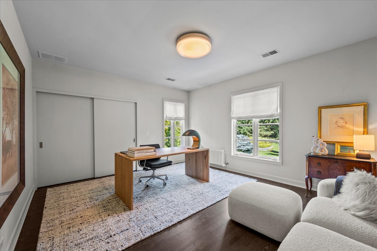 1106 Seneca Road Wilmette, IL 60091 - Photo 59 of 79