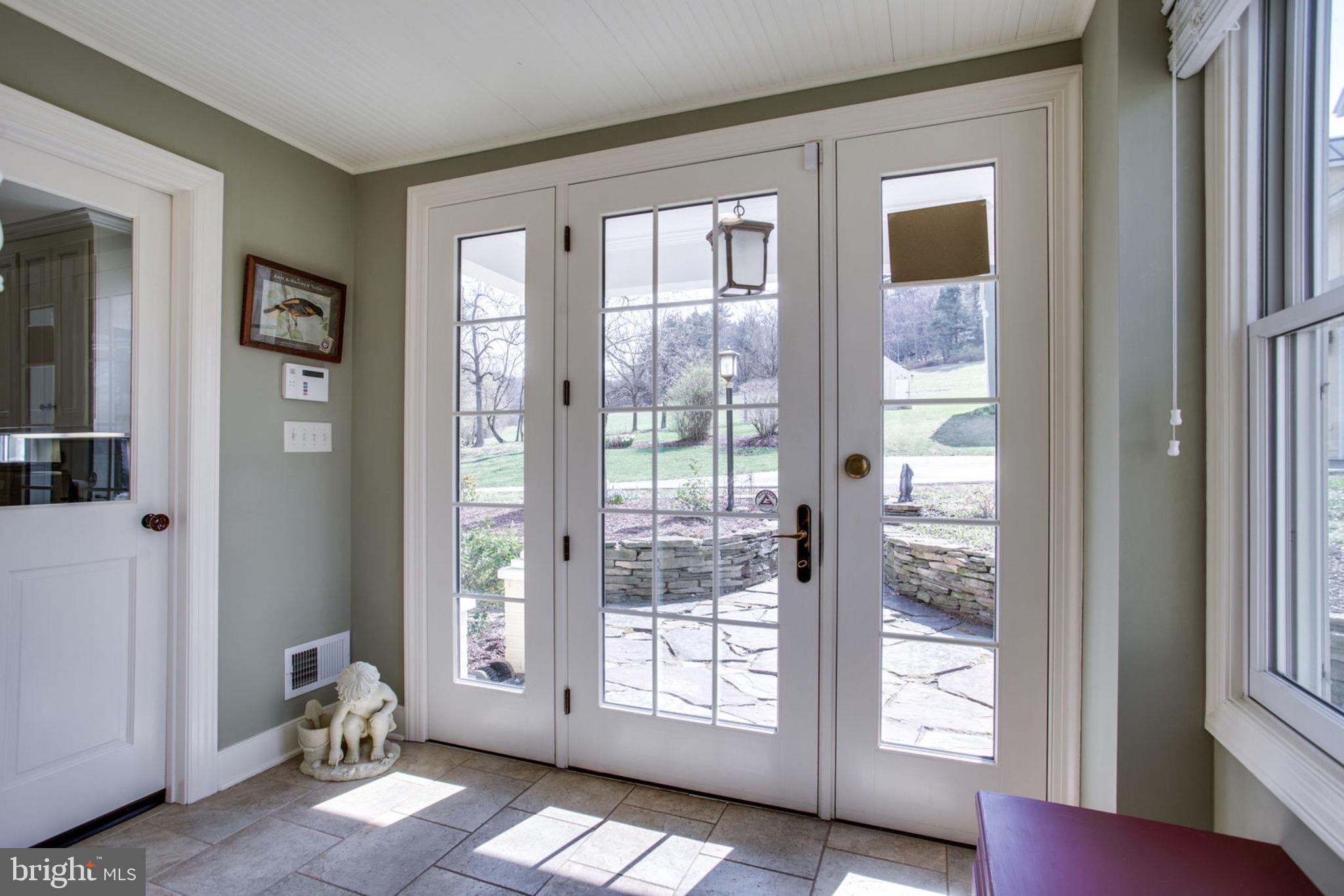 22905 Federal Lookout Road Smithsburg, MD 21783 - Photo 52 of 72 Mud Room