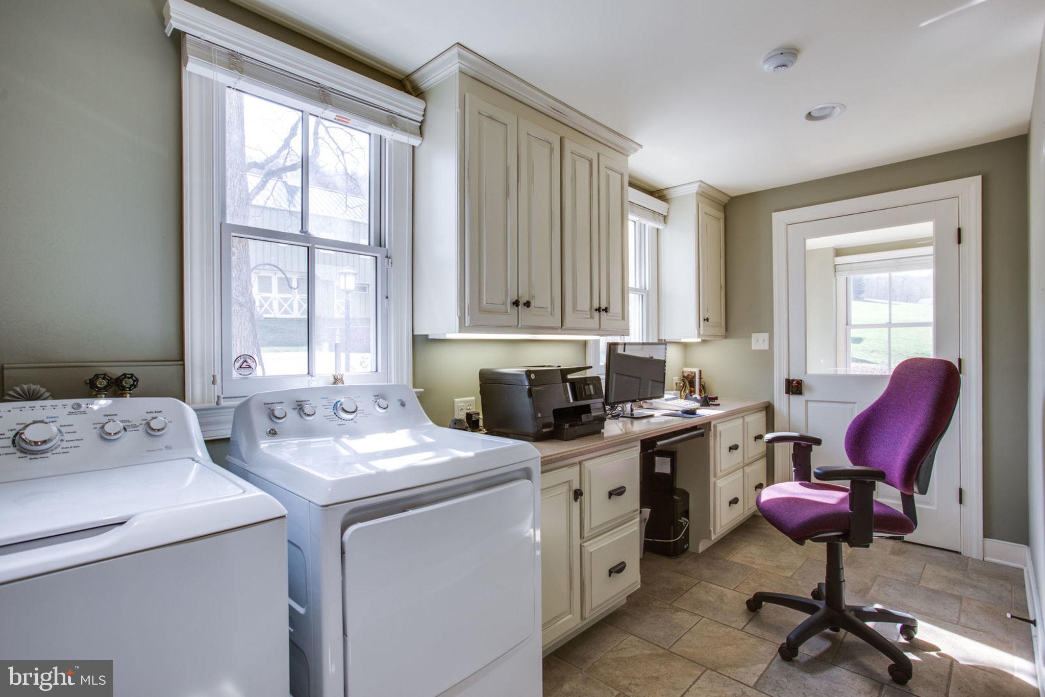 22905 Federal Lookout Road Smithsburg, MD 21783 - Photo 55 of 72 Laundry/Office Area