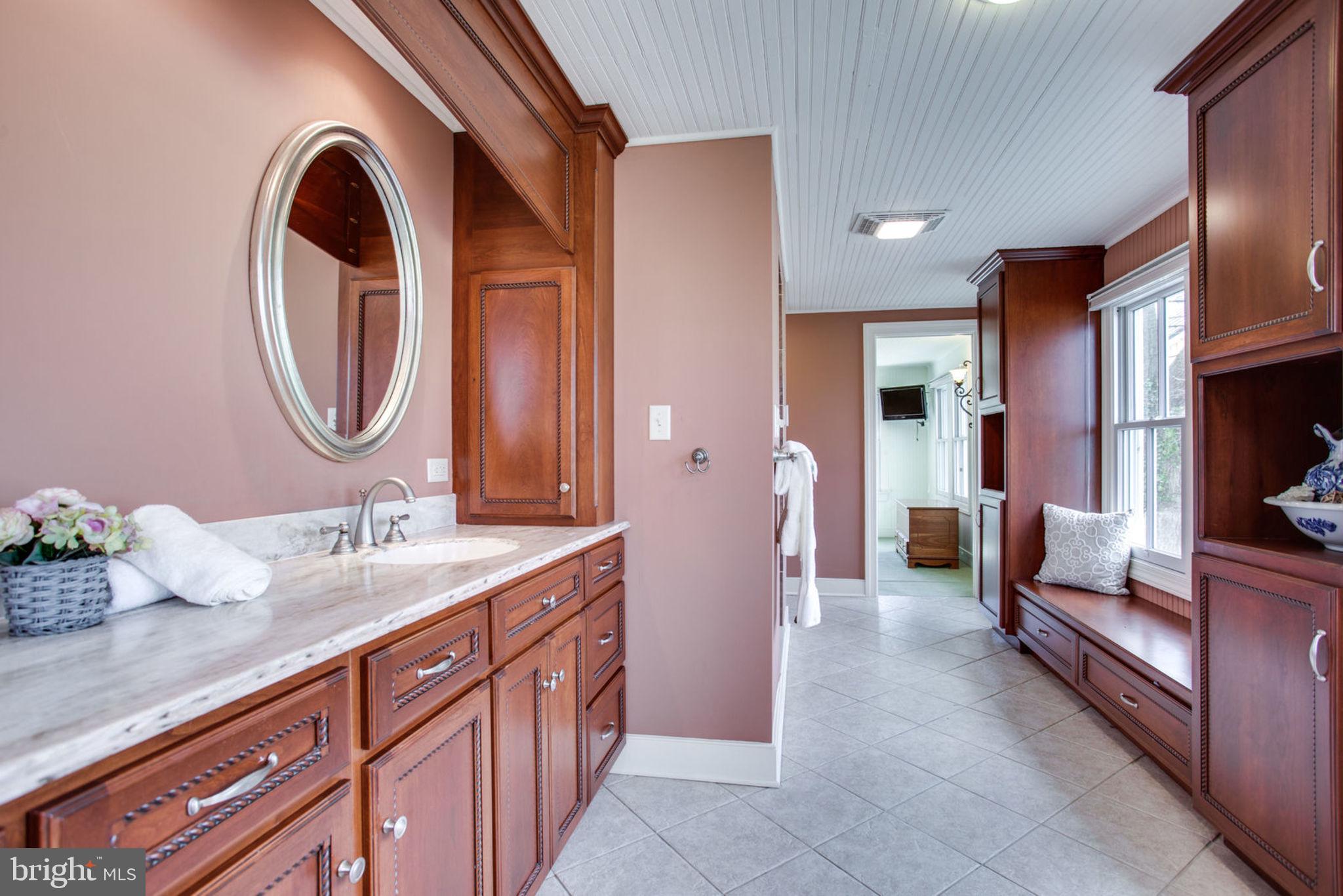 22905 Federal Lookout Road Smithsburg, MD 21783 - Photo 63 of 72 Also Features Heated Floors!