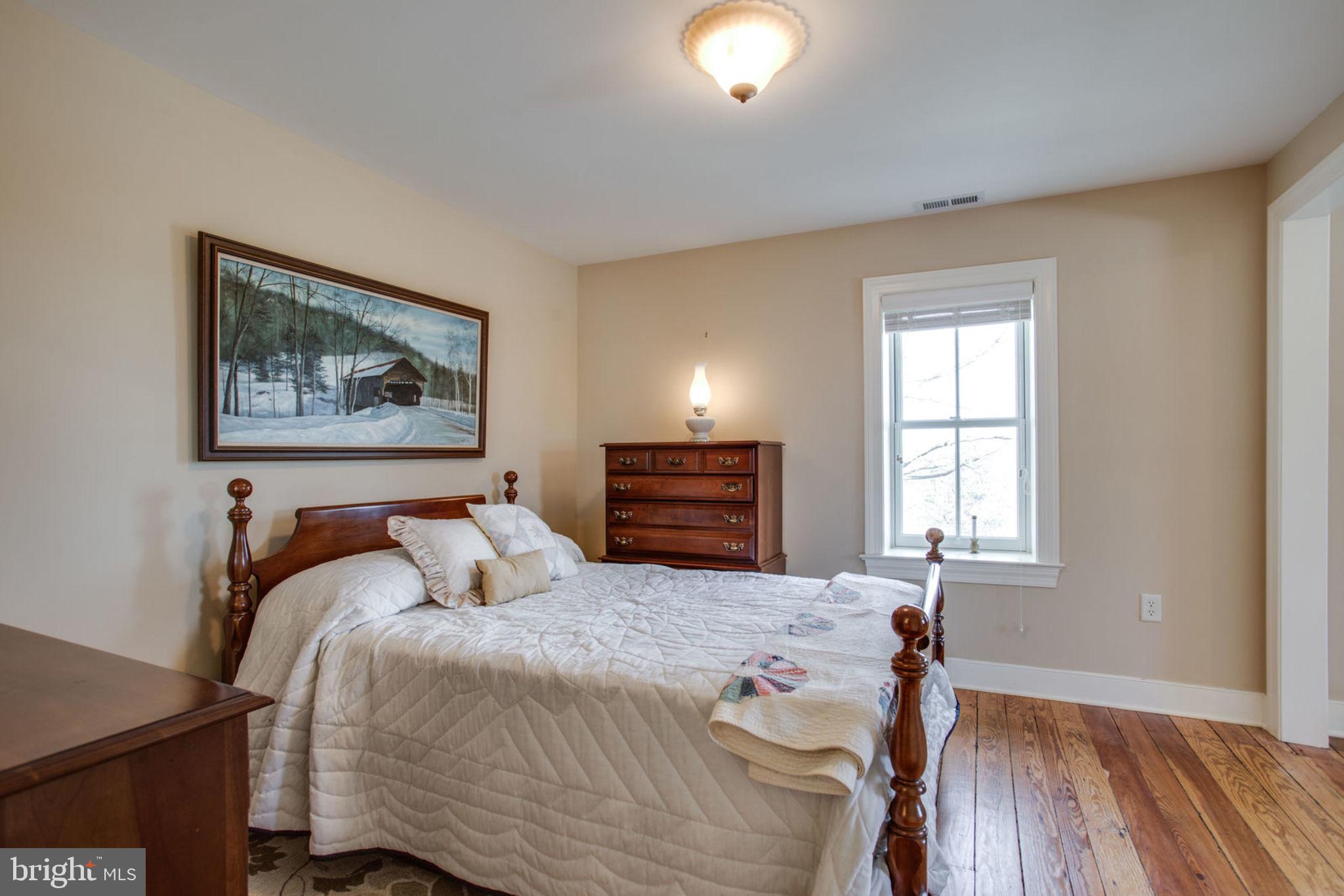 22905 Federal Lookout Road Smithsburg, MD 21783 - Photo 65 of 72 Second Bedroom