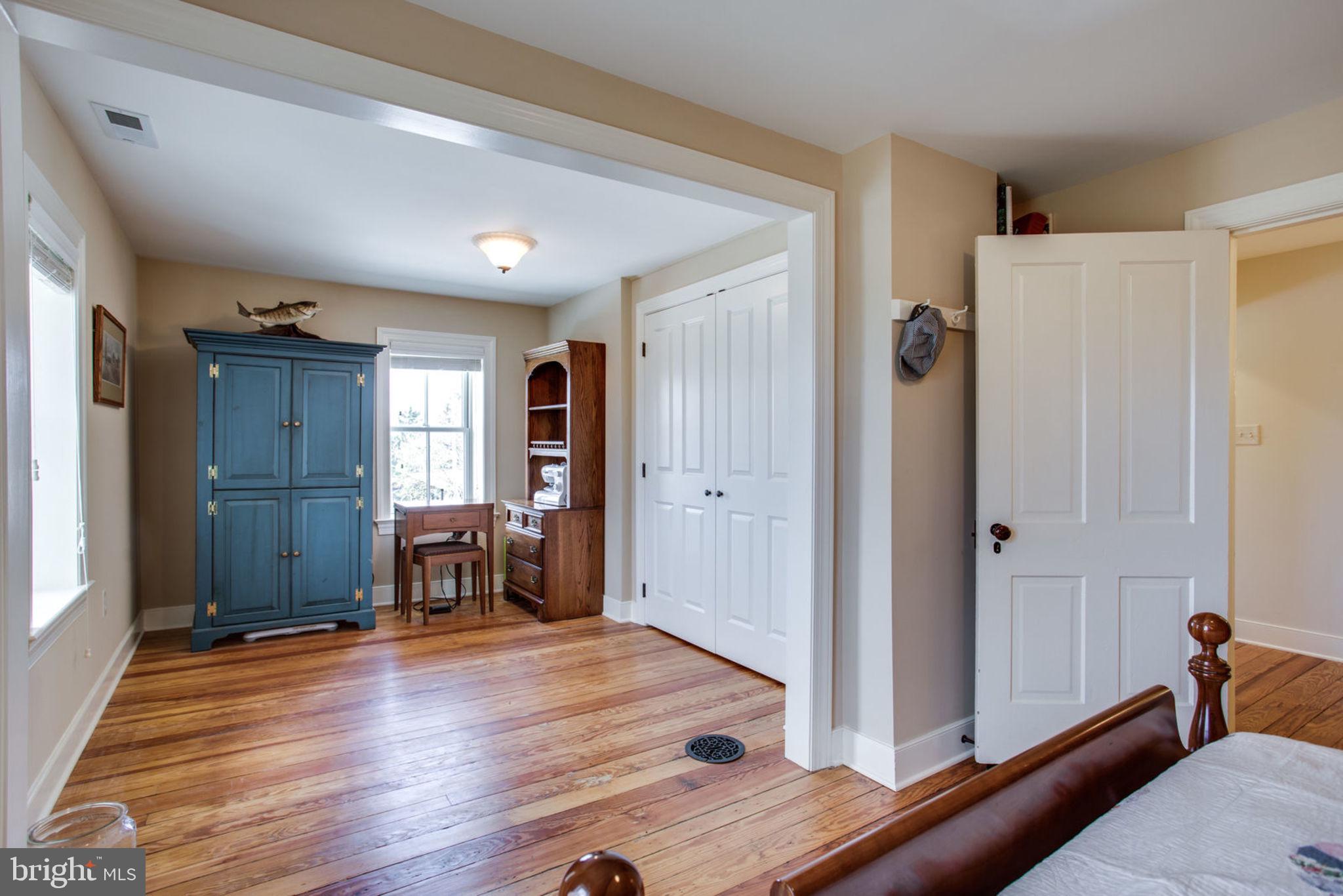 22905 Federal Lookout Road Smithsburg, MD 21783 - Photo 66 of 72 Second Bedroom