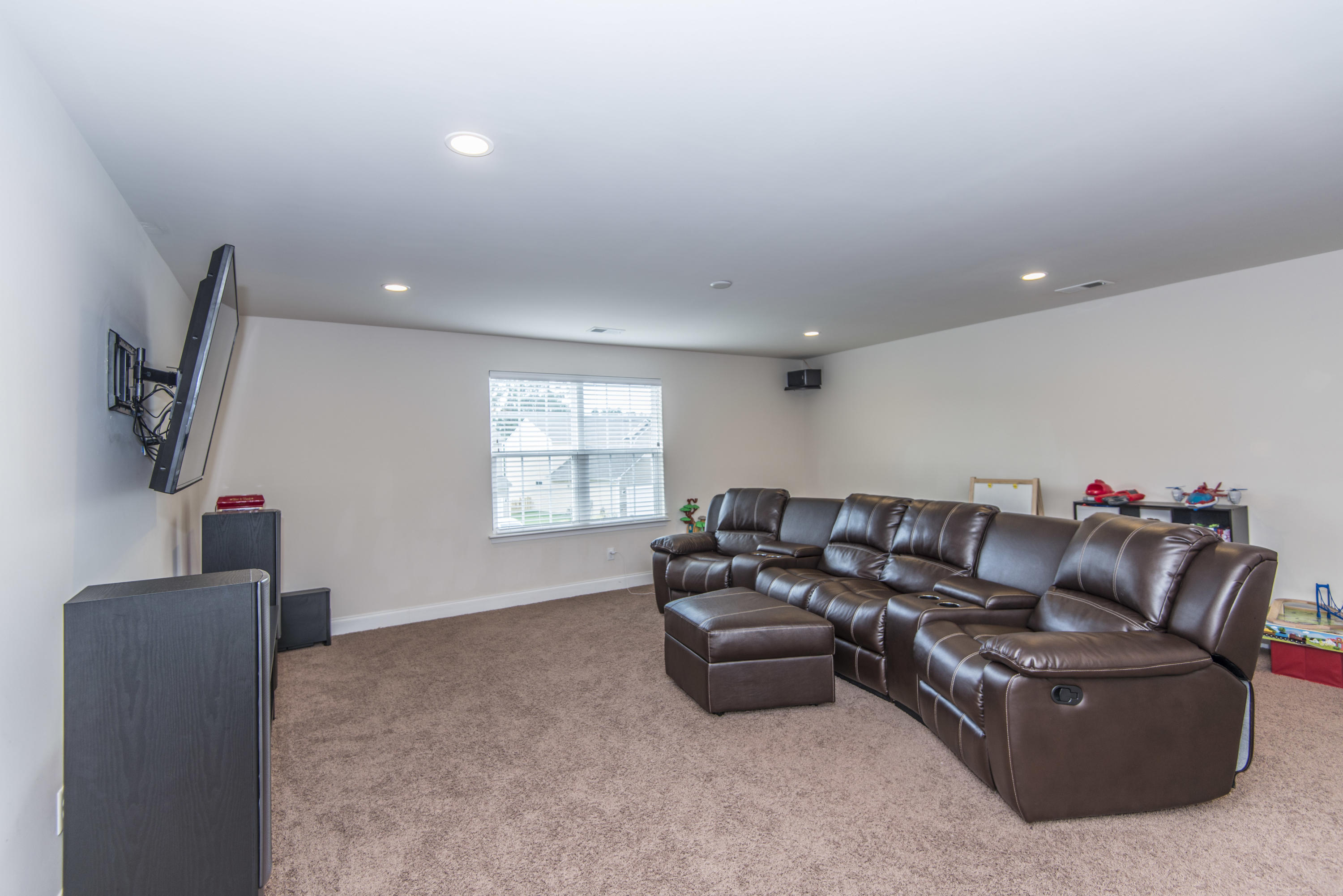 282 Decatur Drive Summerville, SC 29486 - Photo 4 of 59 _DSC7487