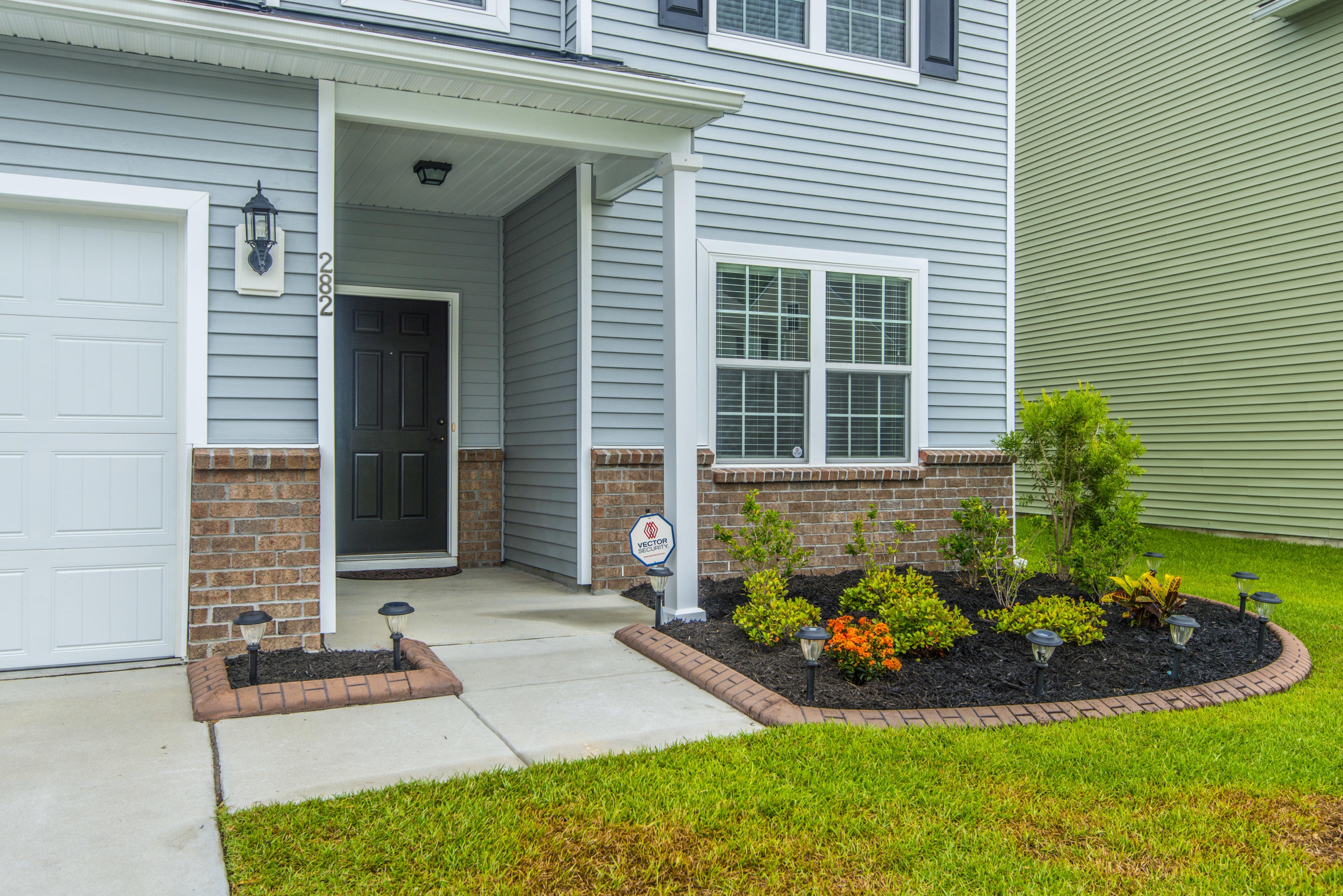 282 Decatur Drive Summerville, SC 29486 - Photo 7 of 59 _DSC7437