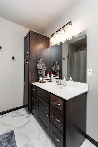 $282,800 | 6621 Thomas Street, Horace, ND 58047