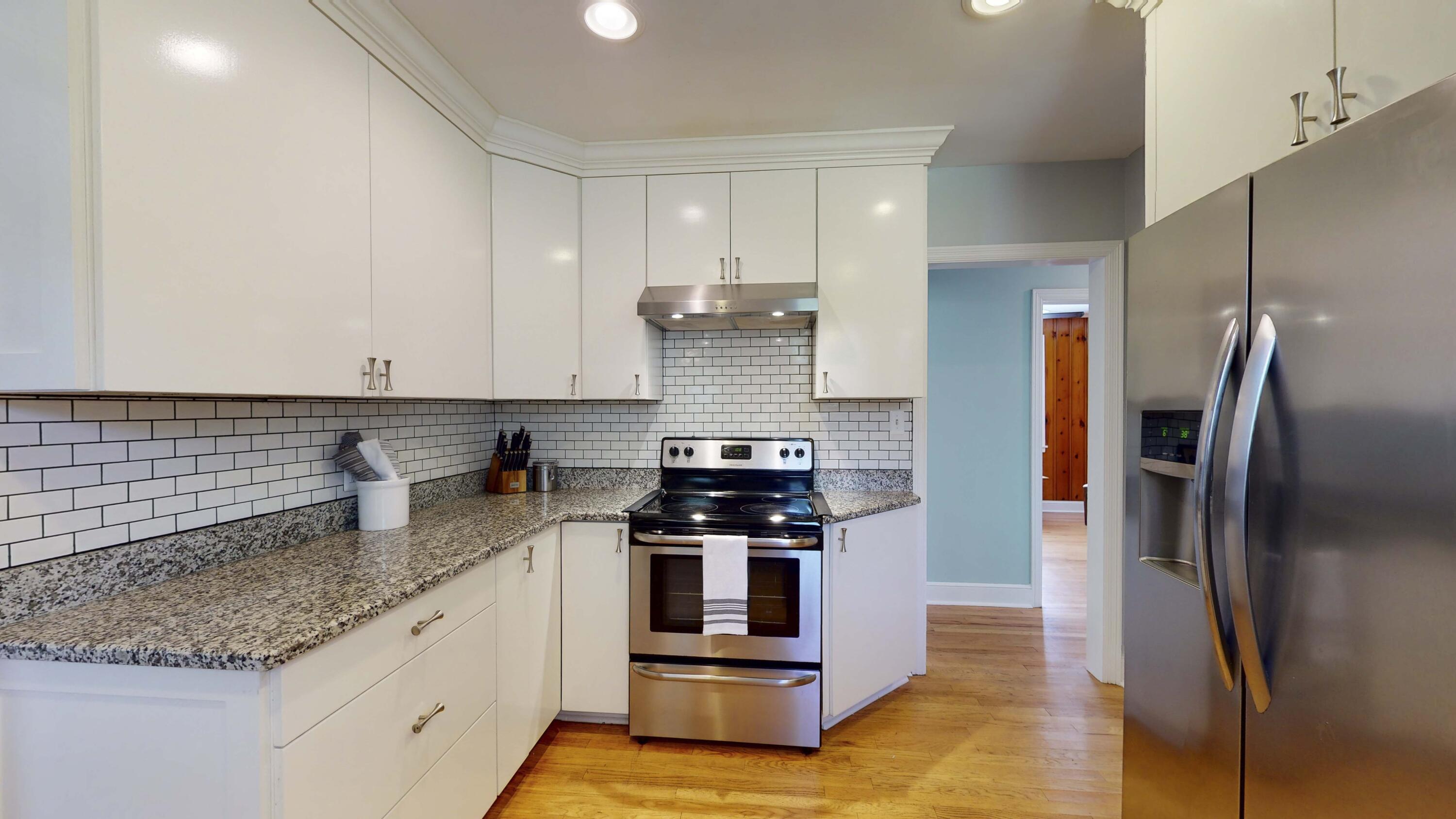 425 Wappoo Road Charleston, SC 29407 - Photo 23 of 95 425_WappooDrive_0023
