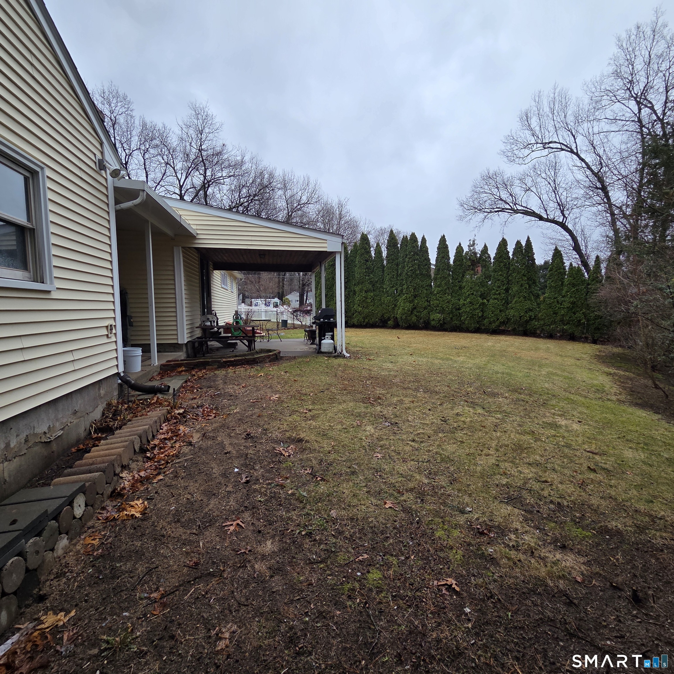 24 Coolidge Street Windsor Locks, CT 06096 - Photo 7 of 27