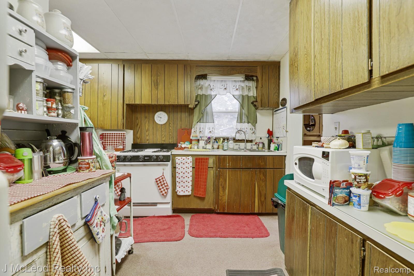 3743 Ringle Road Akron, MI 48701 - Photo 11 of 22 3643 Ringle Rd Akron-14.jpg