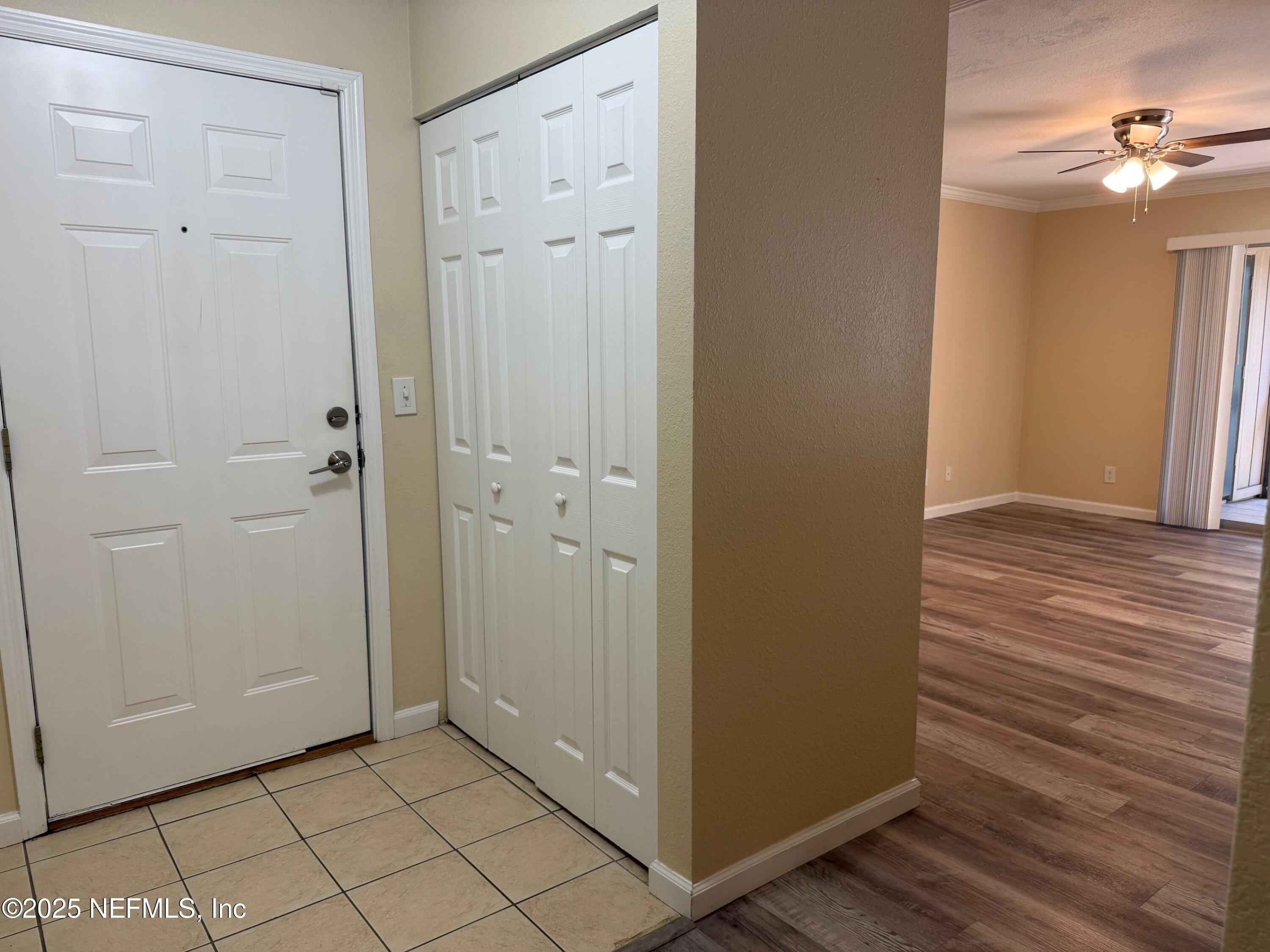 8880 Old Kings Road South, Unit 6 Jacksonville, FL 32257 - Photo 5 of 27