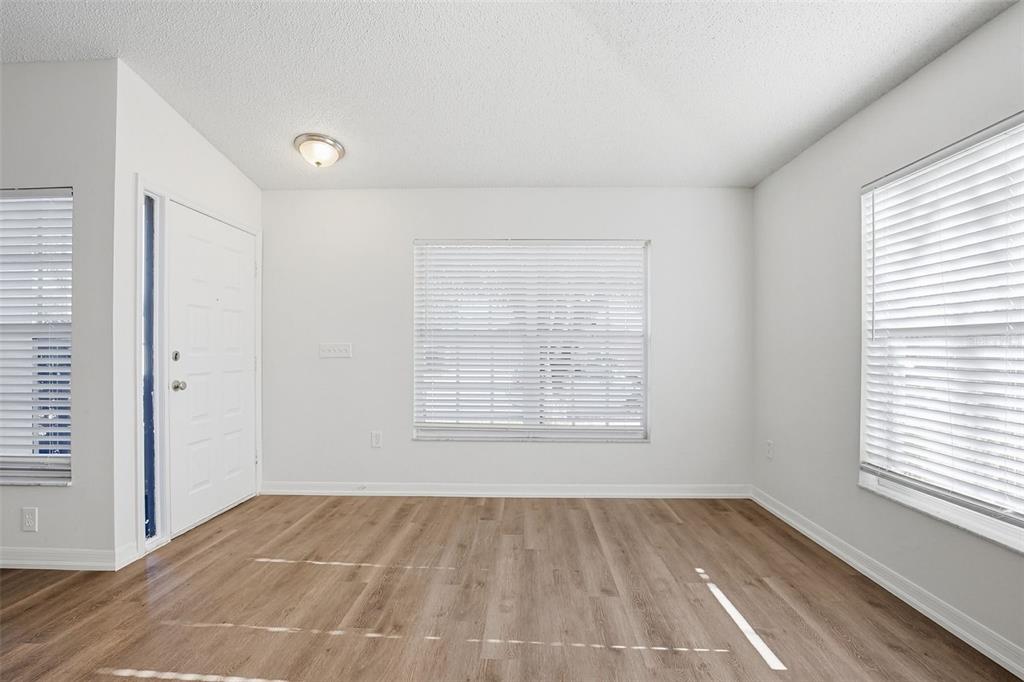 305 Abigail Road Plant City, FL 33563 - Photo 9 of 37 an empty room with a window