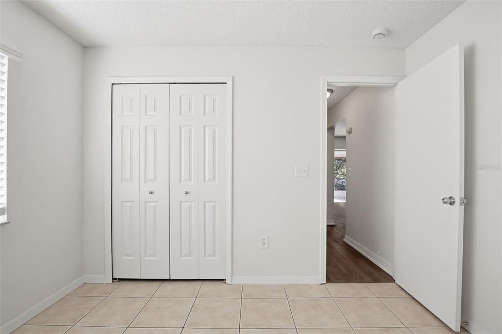 305 Abigail Road Plant City, FL 33563 - Photo 10 of 37