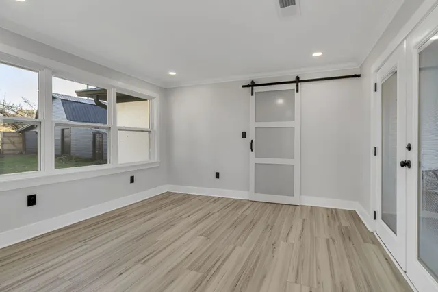 $449,900 | 3735 Waynesboro Highway, Lawrenceburg, TN 38464