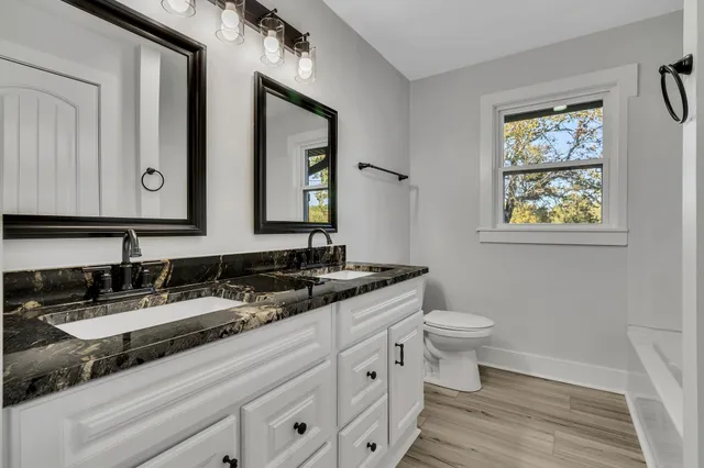 $449,900 | 3735 Waynesboro Highway, Lawrenceburg, TN 38464