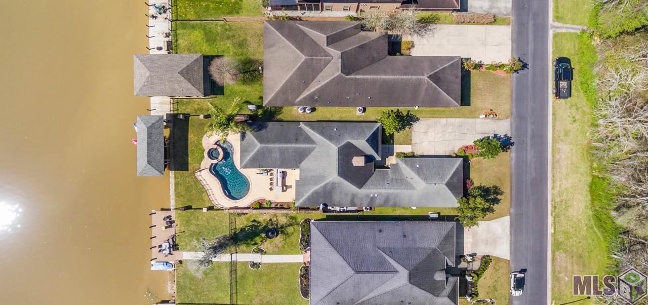 21039 Waterfront E Drive Maurepas, LA 70449 - Photo 30 of 32