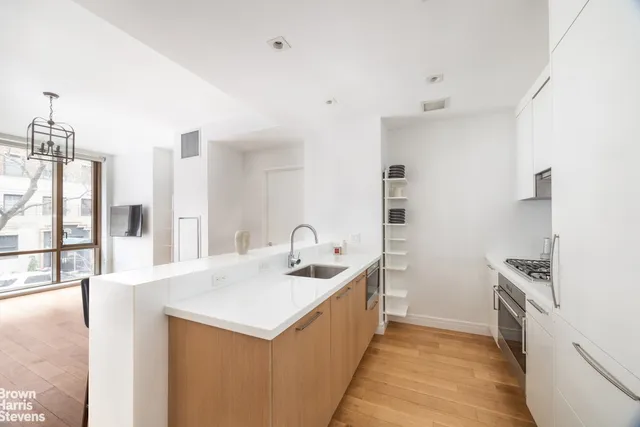 $1,975,000 | 230 East 20th Street, Unit 23 | Gramercy