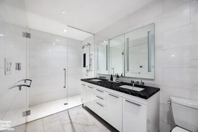 $1,975,000 | 230 East 20th Street, Unit 23 | Gramercy