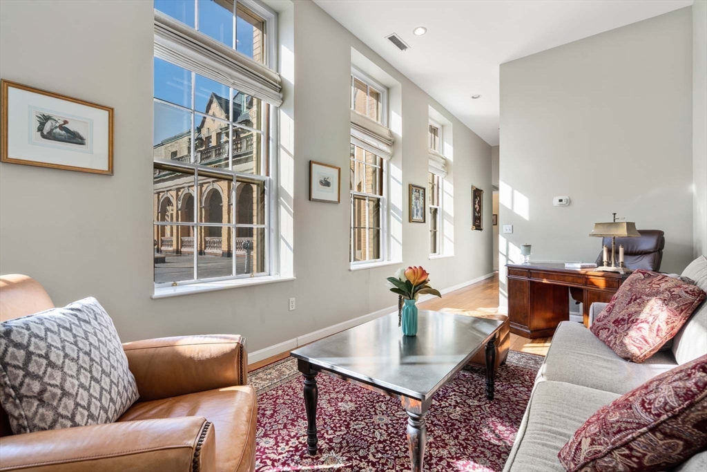 60 Glen Road, Unit 103 Brookline, MA 02445 - Photo 4 of 14 Gallery Image 4
