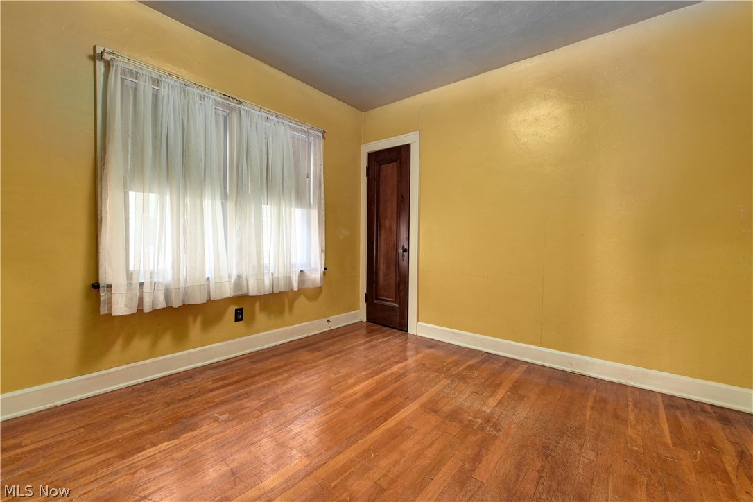 7475 Spring Garden Road Cleveland, OH 44129 - Photo 14 of 25