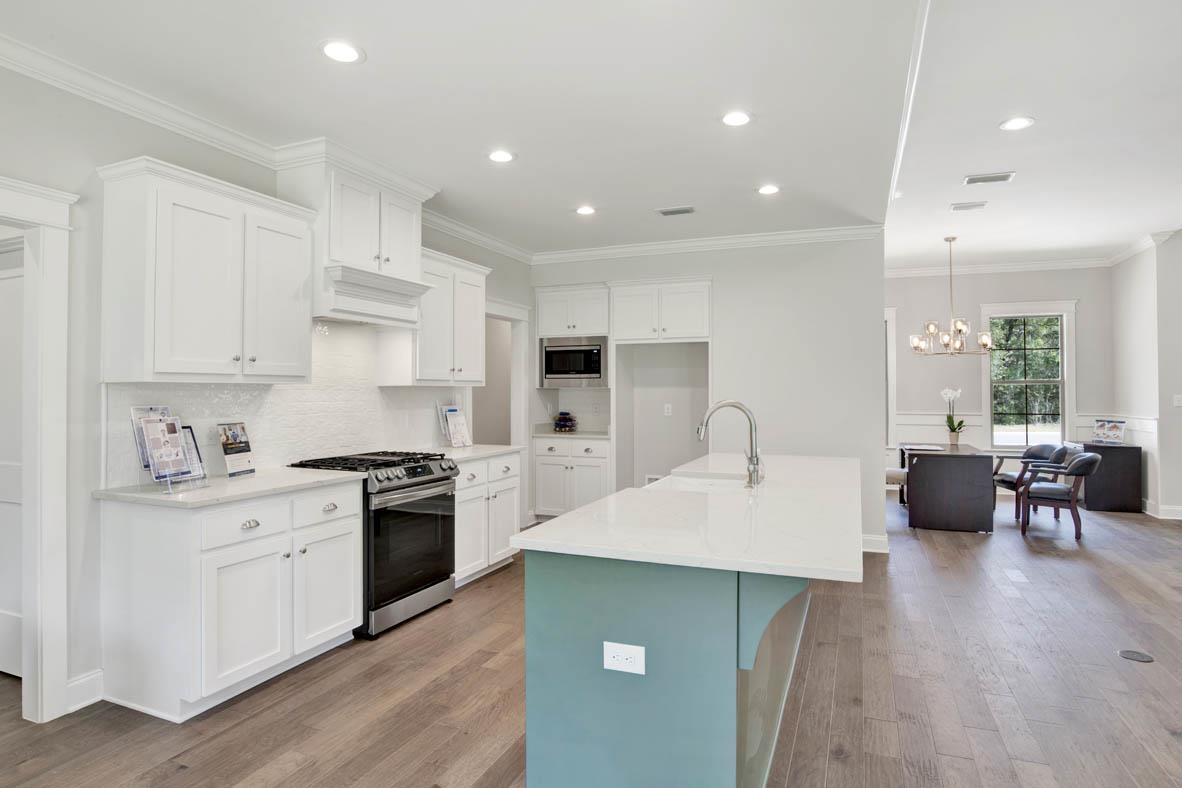 10969 Secretariat Boulevard Daphne, AL 36526 - Photo 19 of 27 Kitchen