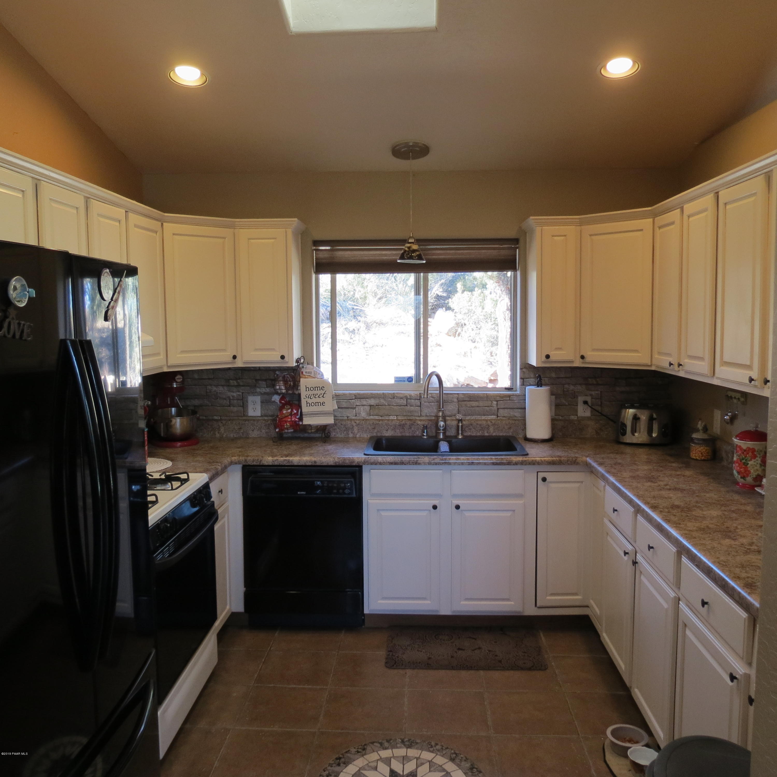 2089 View Point Road Prescott, AZ 86303 - Photo 15 of 35 IMG_4876