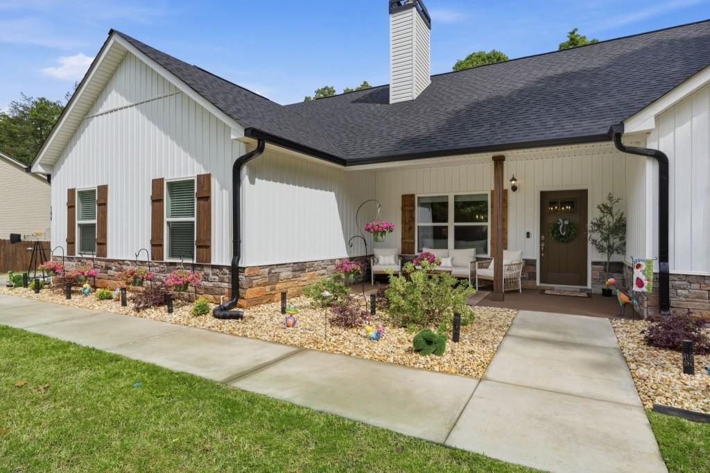 188 Jim Thomas Road Demorest, GA 30535 - Photo 4 of 38