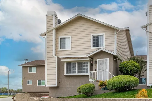 $649,000 | 15069 Mulberry Drive, Unit 21, Whittier, CA 90604
