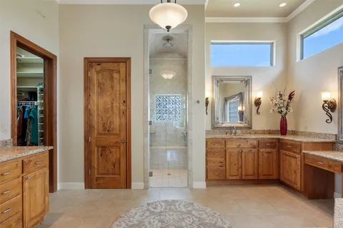 $1,195,000 | 208 Hacienda Place, Dripping Springs, TX 78620