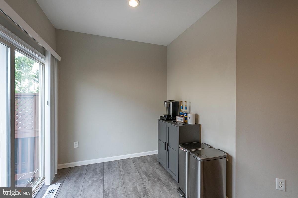 9233 Lorton Valley Road Lorton, VA 22079 - Photo 24 of 43