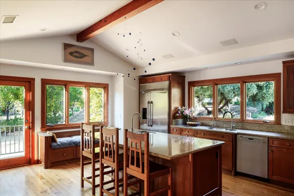 $3,600,000 | 4440 Grand Avenue, Ojai, CA 93023