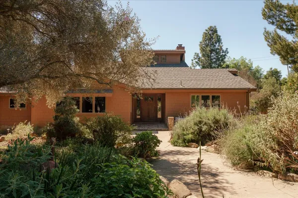 $3,600,000 | 4440 Grand Avenue, Ojai, CA 93023