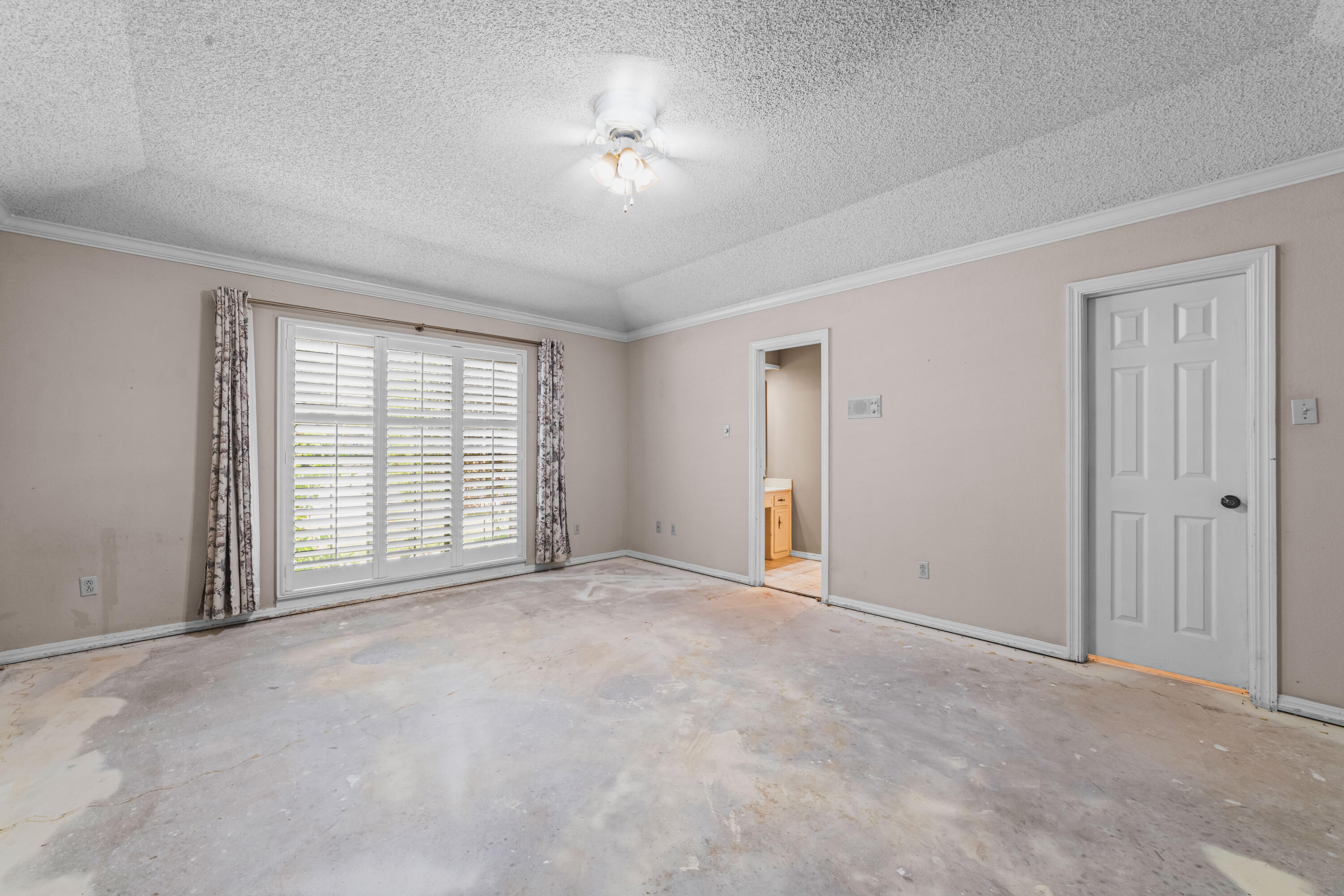 5012 93rd Street Lubbock, TX 79424 - Photo 9 of 22 DSC09864