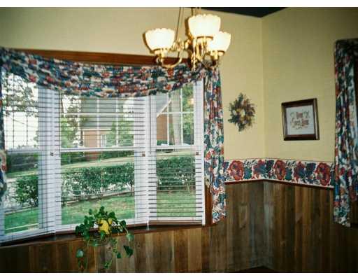 4601 Doyle Road Whitehall, PA 15227 - Photo 3 of 8 Dining Room.