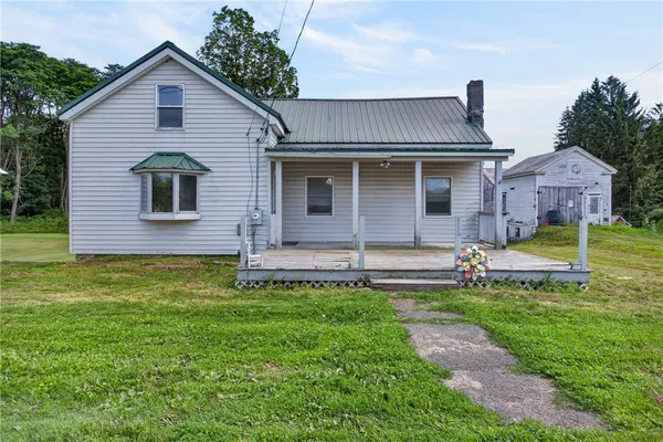 $159,000 | 952 County Highway, Burlington Flats, NY 13315